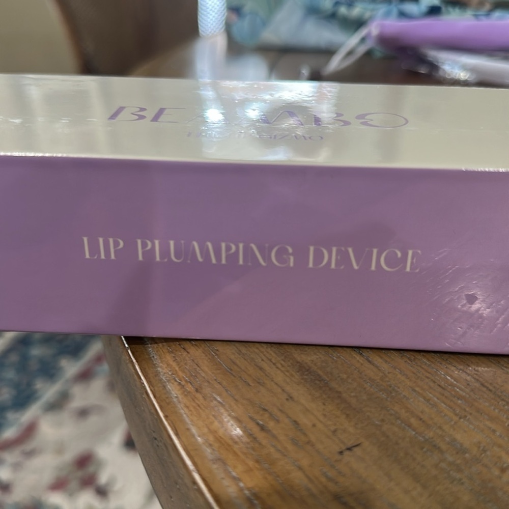 Beambo Lip Gizmo Lip pumping device, new and sealed in unopened pkg. - Picture 4 of 16